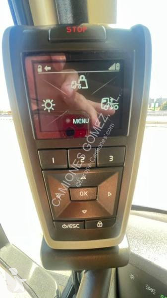 جرار Volvo