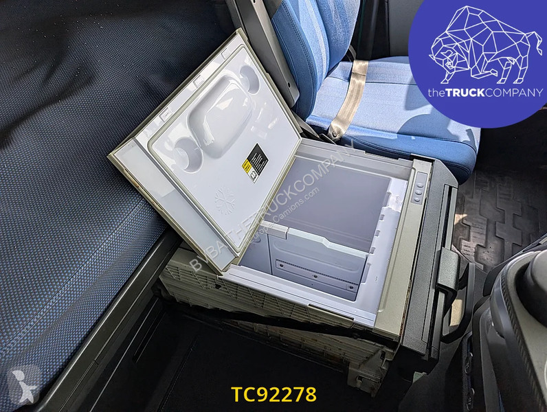 جرار Volvo 500