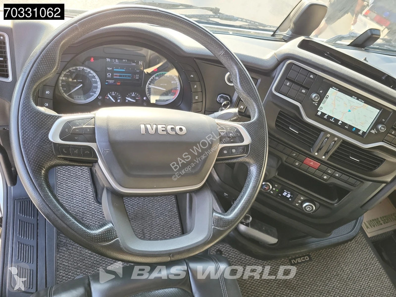 جرار Iveco X-Way 570 6X4 Retarder Standklima...
