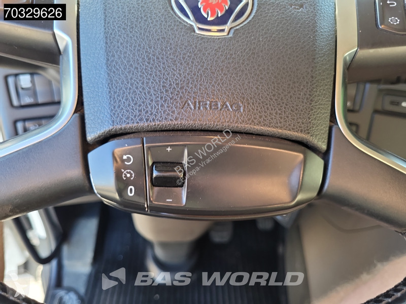 جرار Scania 360  4X2 Daycab Navi
