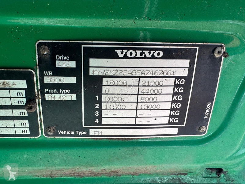 Trattore Stradale Volvo 4X2 EURO 6 + HMF...