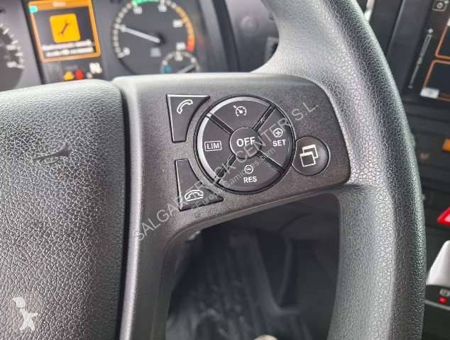 جرار Mercedes