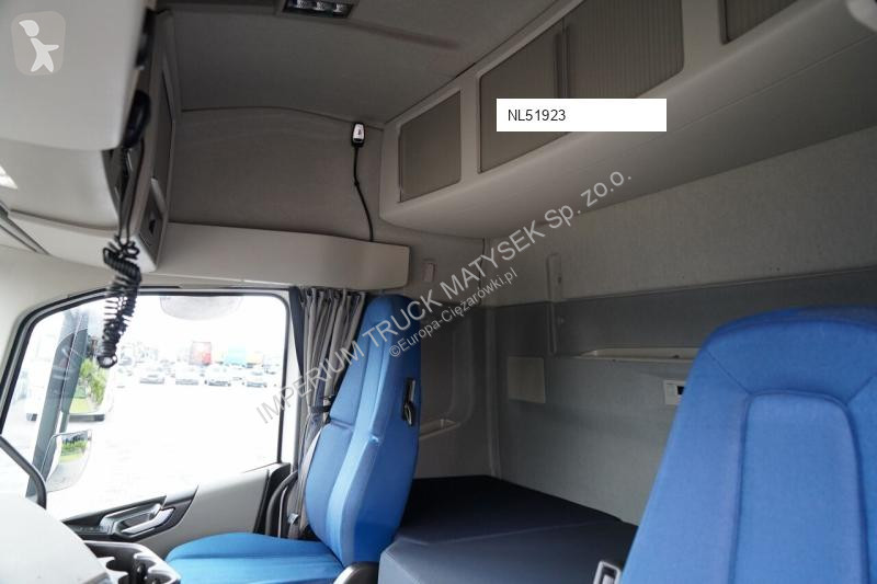 Влекач Volvo FH 500