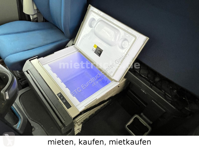 Влекач Volvo 500 Globe Mietkauf 1525 Euro mtl.
