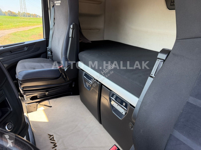 جرار Iveco AS 510 Intarder 2x AC Full ADR