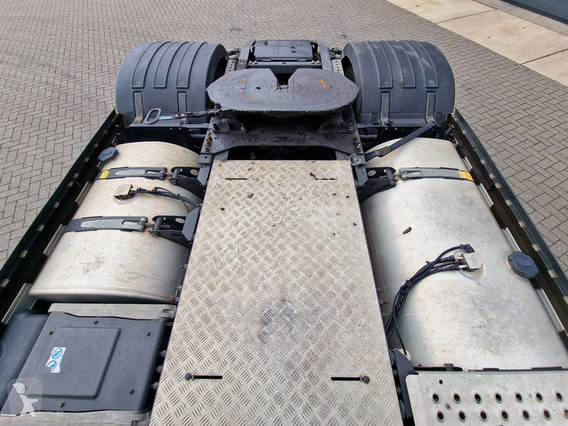 Traktor Volvo 13460 Globetrotter 4x2 - Full...