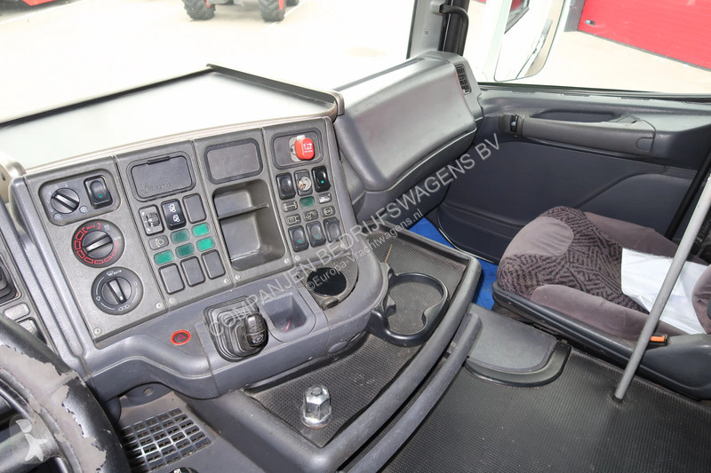 جرار Scania R144 LA 4X2 NA