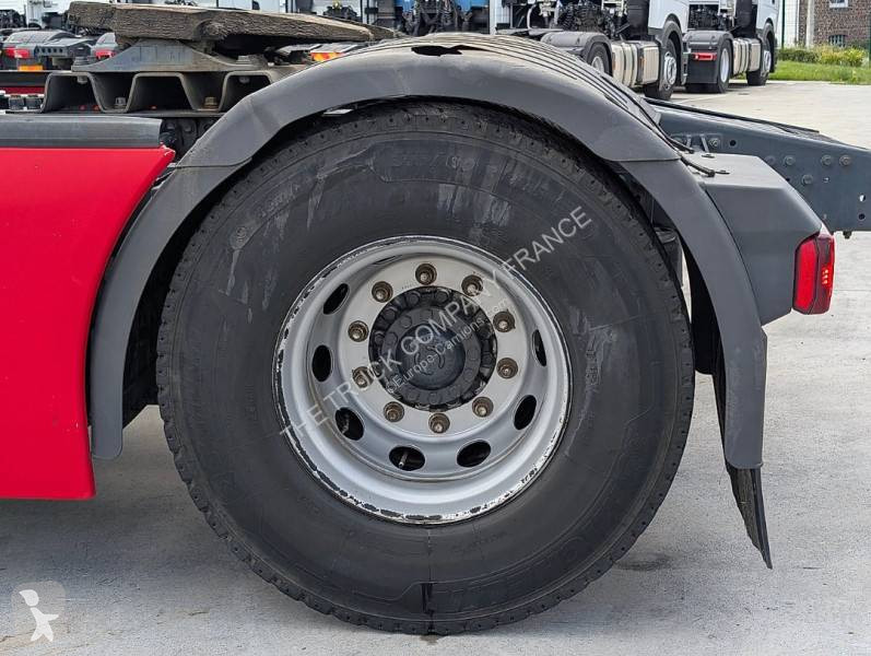 جرار Iveco