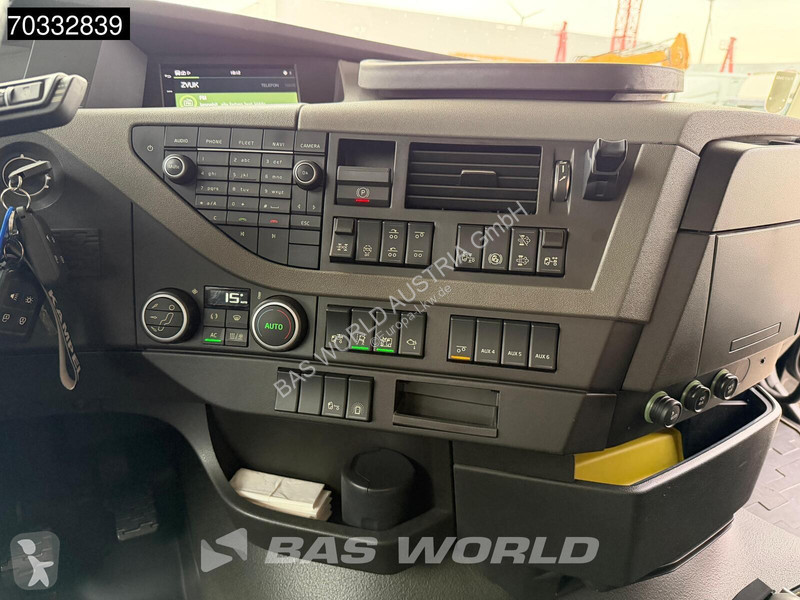 Cap tractor Volvo 750 6X4 XL Retarder 2x Tanks...