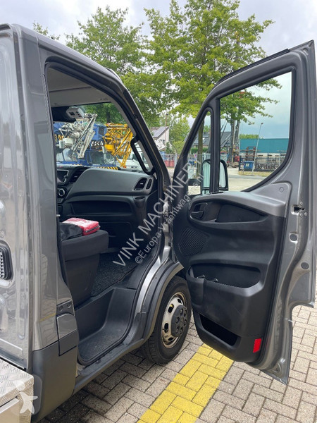 Iveco 21 40C van