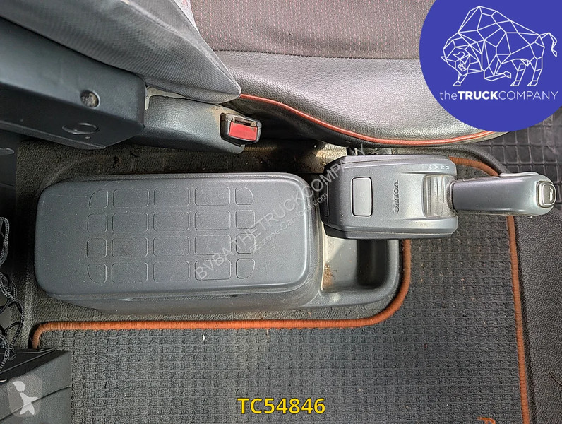 Тягач Volvo