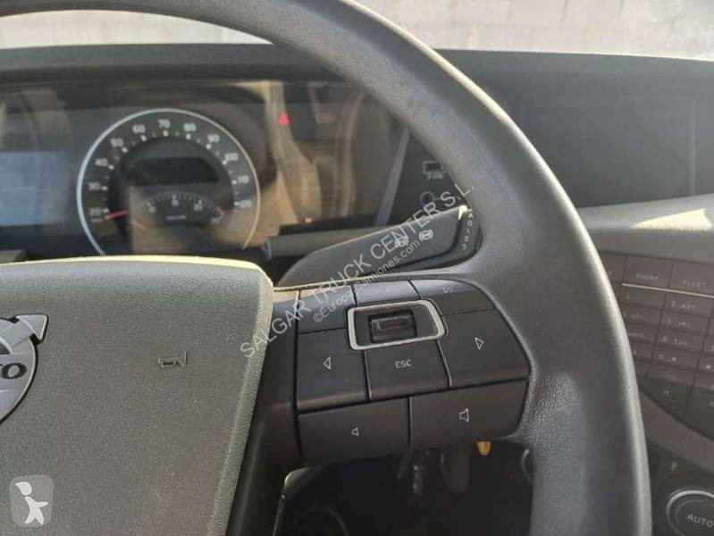 Cabeza tractora Volvo