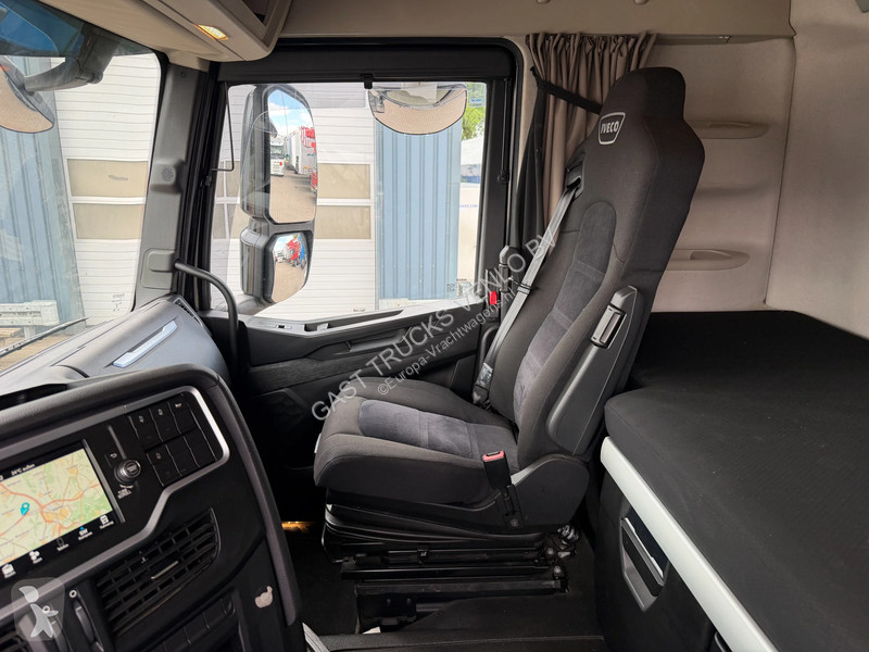Tracteur Iveco 460 *LNG* Euro 6D Retarder Smart...