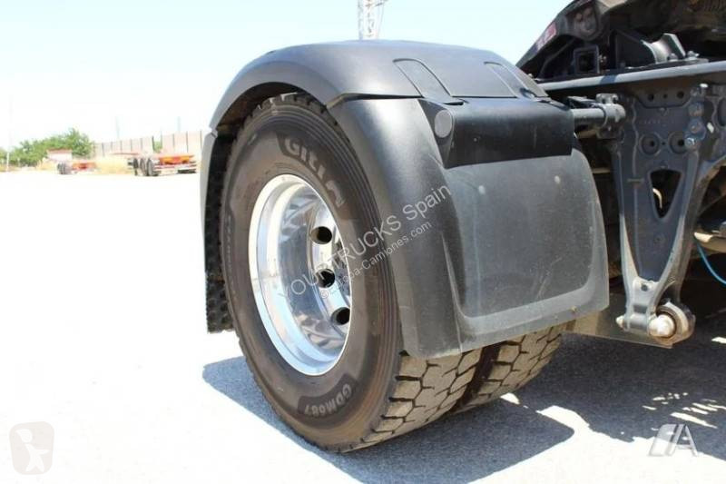 Cabeza tractora DAF 460