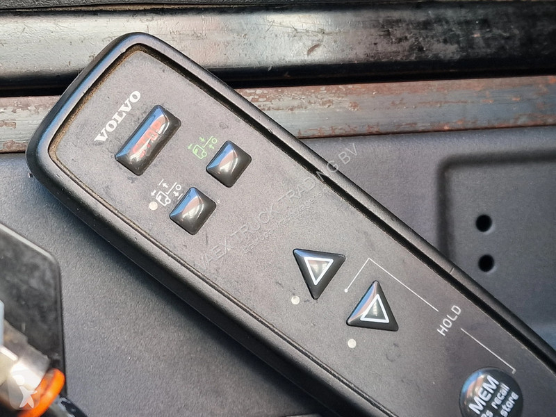 Tractor Volvo 13500 Globetrotter 4x2 -...