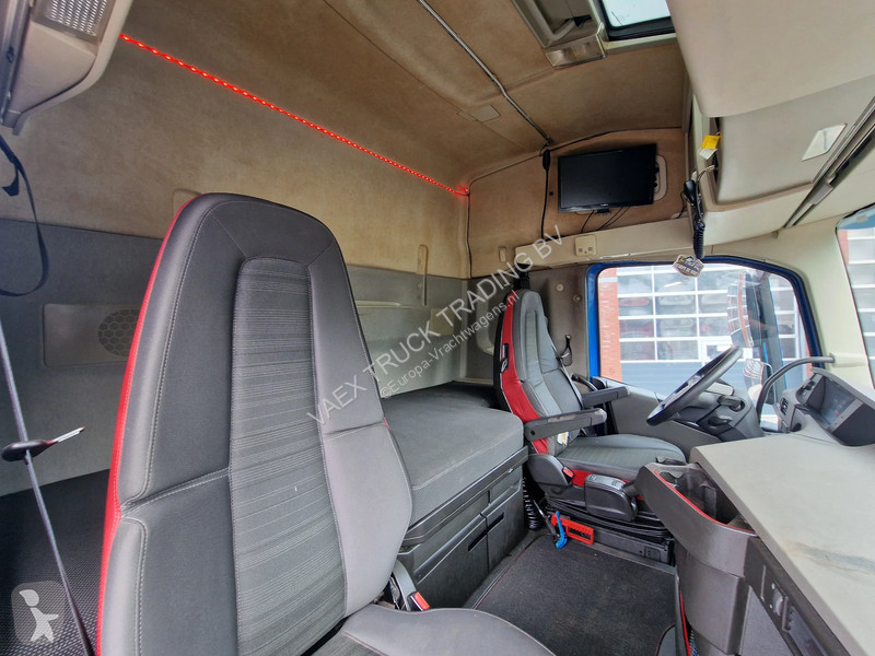 Tratores Volvo 13500 Globetrotter 4x2 -...