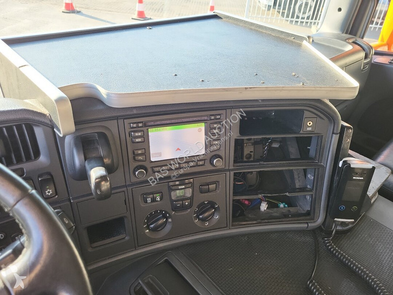 Cap tractor Scania 450