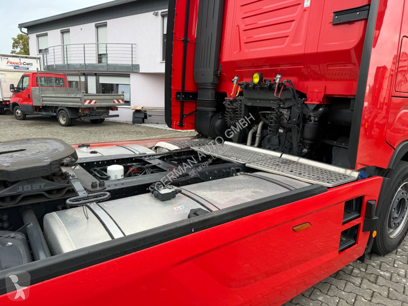 Ciągnik siodłowy Iveco STRALIS S-WAY...