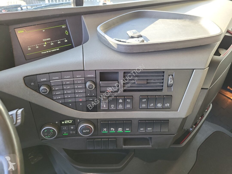 Ciągnik siodłowy Volvo 500