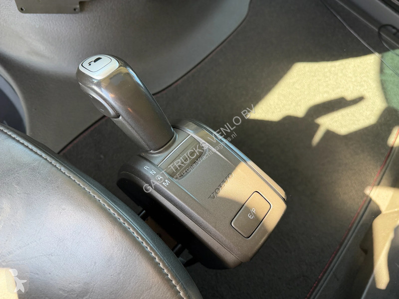 Тягач Volvo 500 6x2 Retarder ADR Full Air WB...