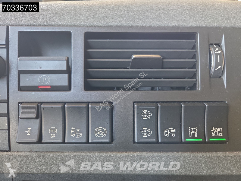 Тягач Volvo 500  4X2 XL 2xTanks Xenon ACC
