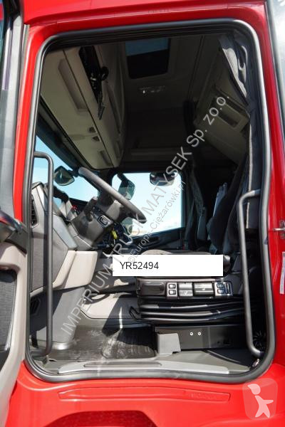 Тягач Scania R 460