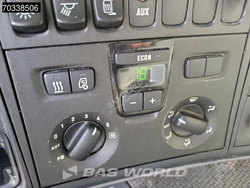 Traktor Scania P320 4X2 Mega N-Truck APK 06-2027