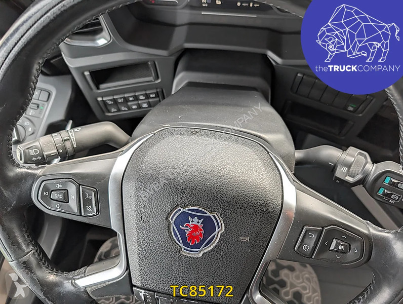 Cabeza tractora Scania 450