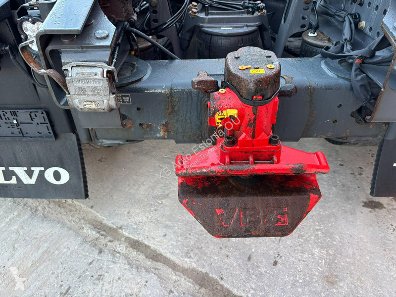 Cabeza tractora Volvo 500 6x4 TANDEM LIFT / 75T...
