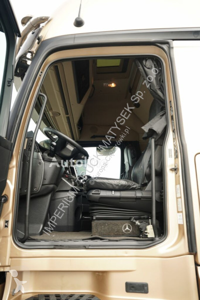 Влекач Mercedes ACTROS 18 53 / BIG SPACE /...