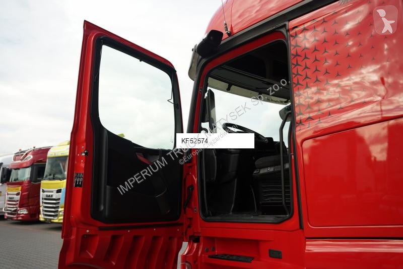 جرار Mercedes ACTROS 1845
