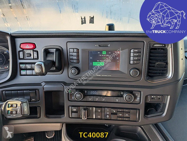 Scania 520 tractor unit