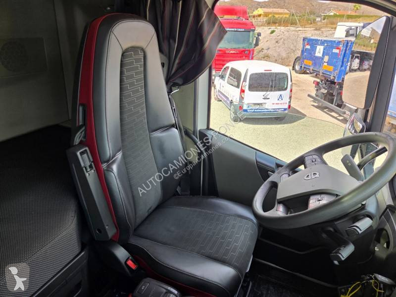 Volvo 500 tractor unit