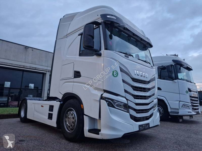 Iveco 530 tractor unit