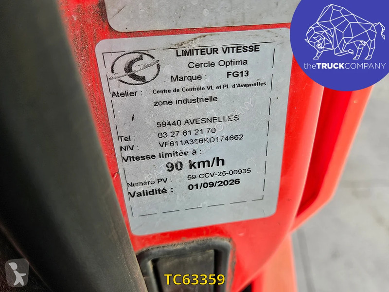 Renault T 480 tractor unit