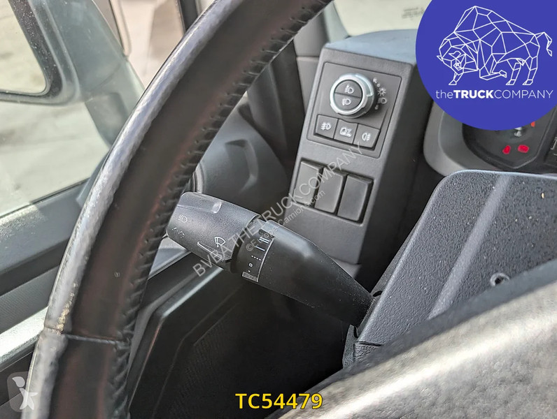 Renault T 460 tractor unit
