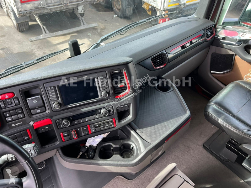 Scania S650 V8 Highine...