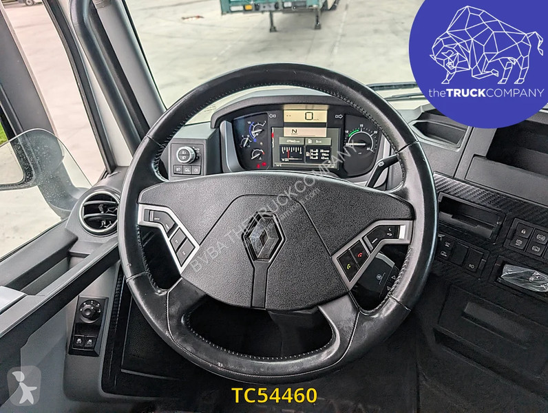 Renault T 520 tractor unit