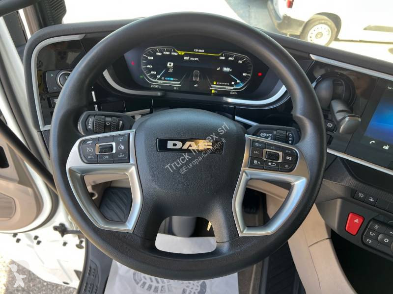 DAF 480 tractor unit