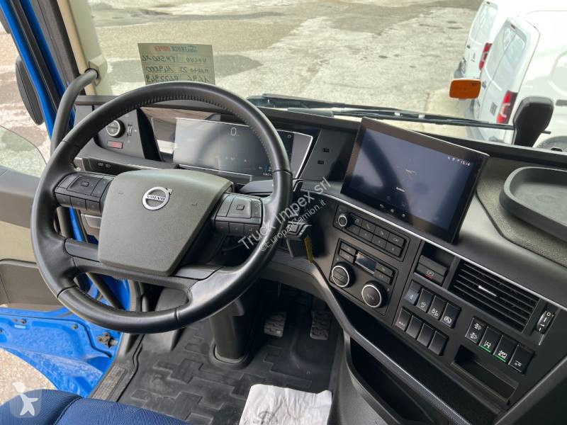 Tahač Volvo 500 Globetrotter XL