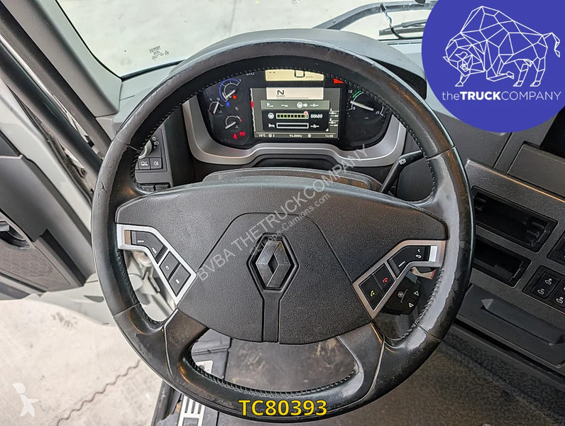 Renault T 520 tractor unit
