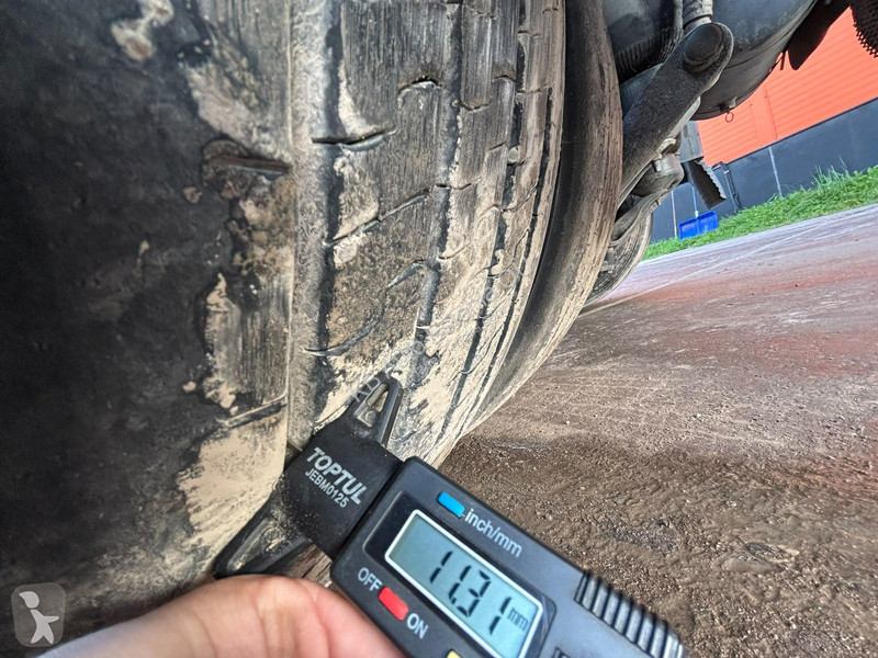 Tahač Volvo 500 6x2 GLOBE XL / ADR / RETARDER /...