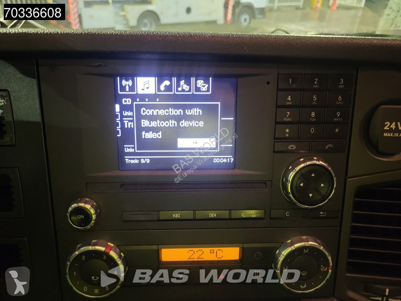 Nyergesvontató Mercedes 1840 4X2 StreamSpace...