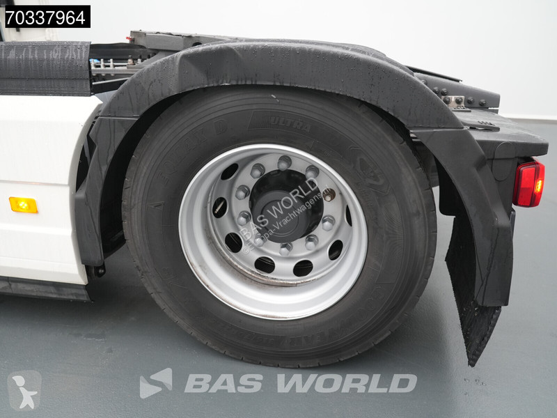 Trekker Volvo Aero 500 4X2 Aero XL 2x Tanks ACC