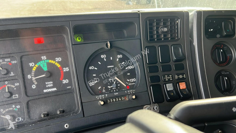 Trekker Scania - 400 (LAMES / POMPE MANUELLE /...