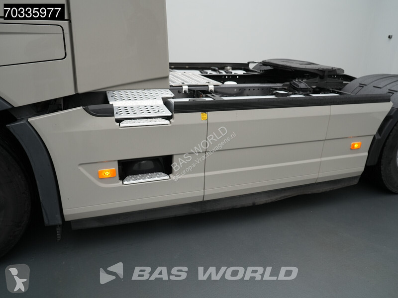 Cabeza tractora Volvo 500  4X2 XL Retarder 2x...