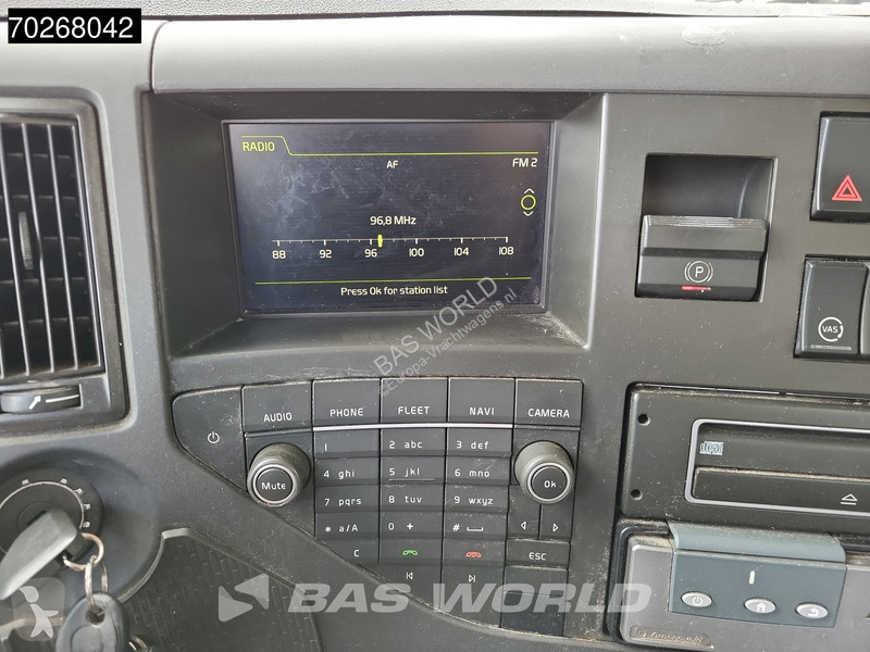 Traktor Volvo 460 6X2 NL-Truck Lift+Lenkasche...