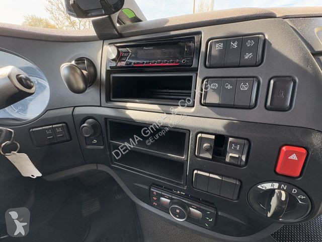 Traktor DAF 480...