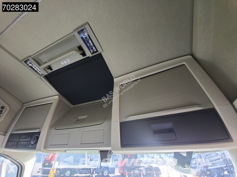 Tractor Volvo FH  4X2 VEB+ I-ParkCool 2x Tanks...