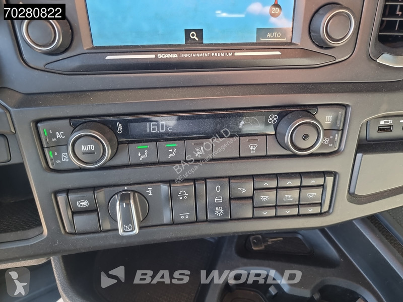 Traktor Scania S520 6X2 Retarder 2x Tanks...